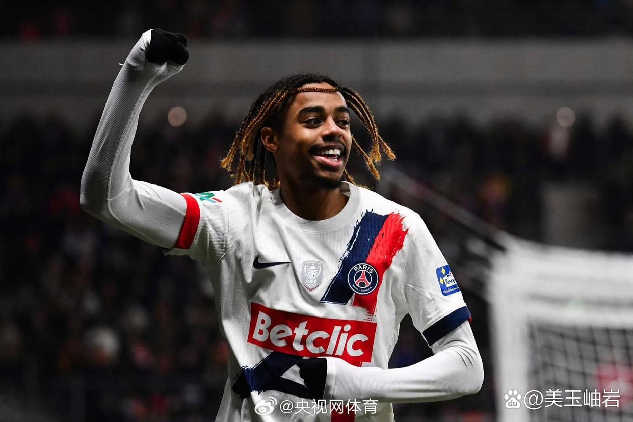 包含德罗巴回归赛场，势不可挡首场状态亮眼，掘金观众沸腾！的词条