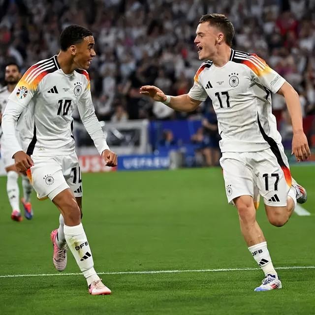 西亚卡姆新星回归赛场表现惊艳，澳大利亚队未来可期！的简单介绍